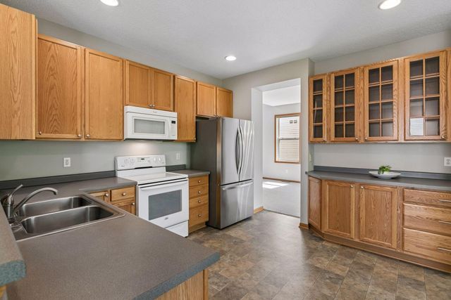 17141 90th Place N, Maple Grove, MN 55311