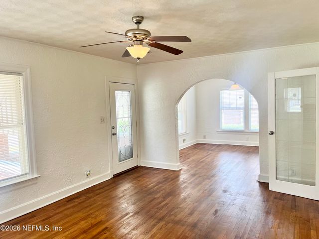 6503 SAPPHIRE Drive, Jacksonville, FL 32208