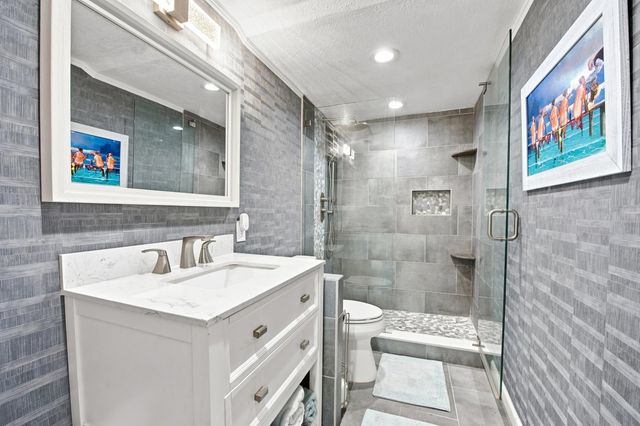 8409 Forest Hills Drive 206, Coral Springs, FL 33065