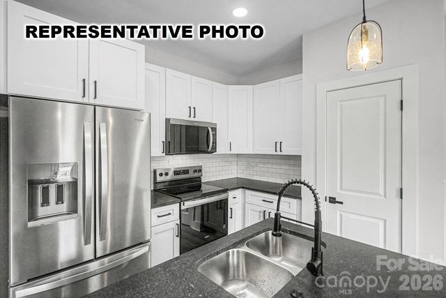 106 Outback Lane, Dallas, NC 28034