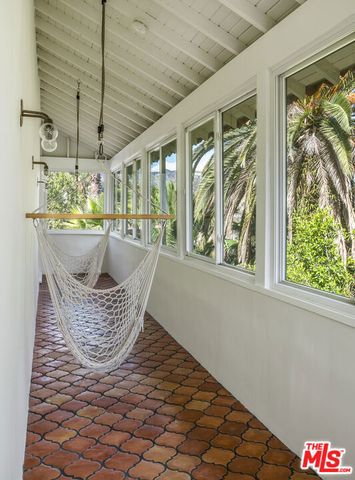 6749 Whitley Terrace, Los Angeles, CA 90068