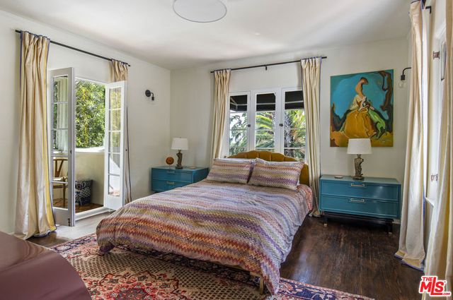 6749 Whitley Terrace, Los Angeles, CA 90068