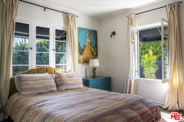 6749 Whitley Terrace, Los Angeles, CA 90068