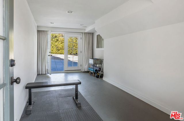 6749 Whitley Terrace, Los Angeles, CA 90068