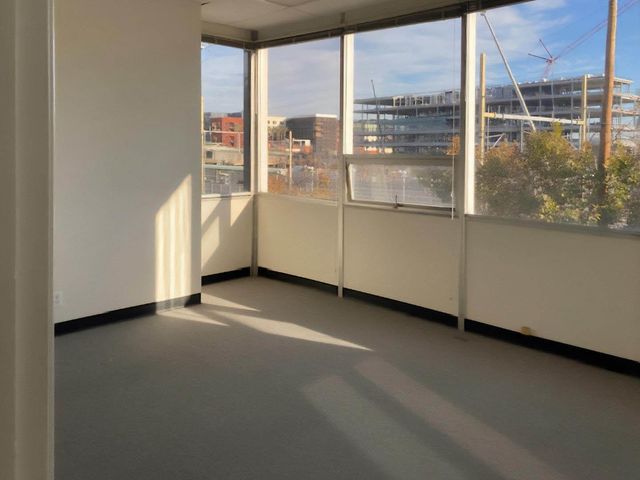 199 California Drive, Millbrae, CA 94030