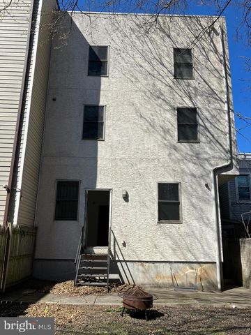 423 N 40TH ST, Philadelphia, PA 19104