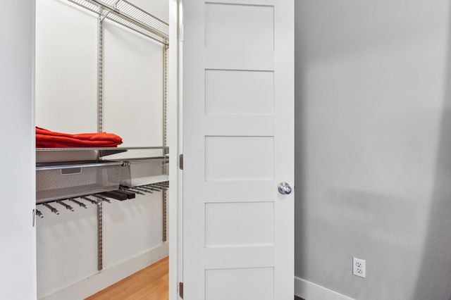 5815 Lomita Verde CIR, Austin, TX 78749