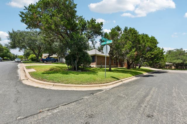 5815 Lomita Verde CIR, Austin, TX 78749