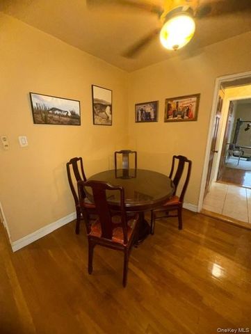 139-15 83rd Avenue 527, Briarwood, NY 11435