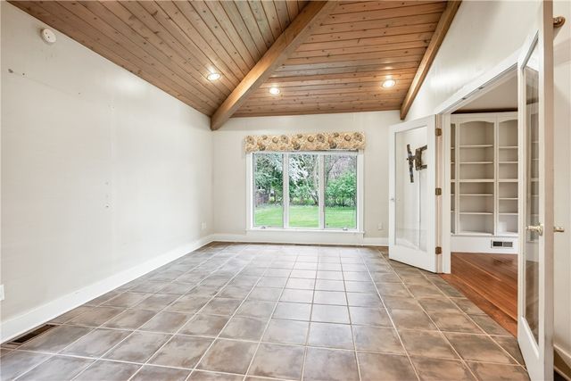 3725 East Ave, Pittsford, NY 14618