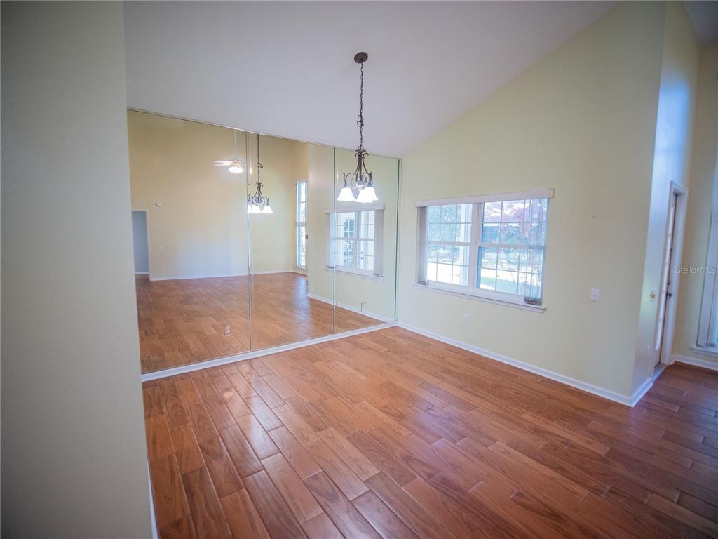 Image 12 of property listing at 3561 VENTURA CLUB CIRCLE, Orlando, FL 32822