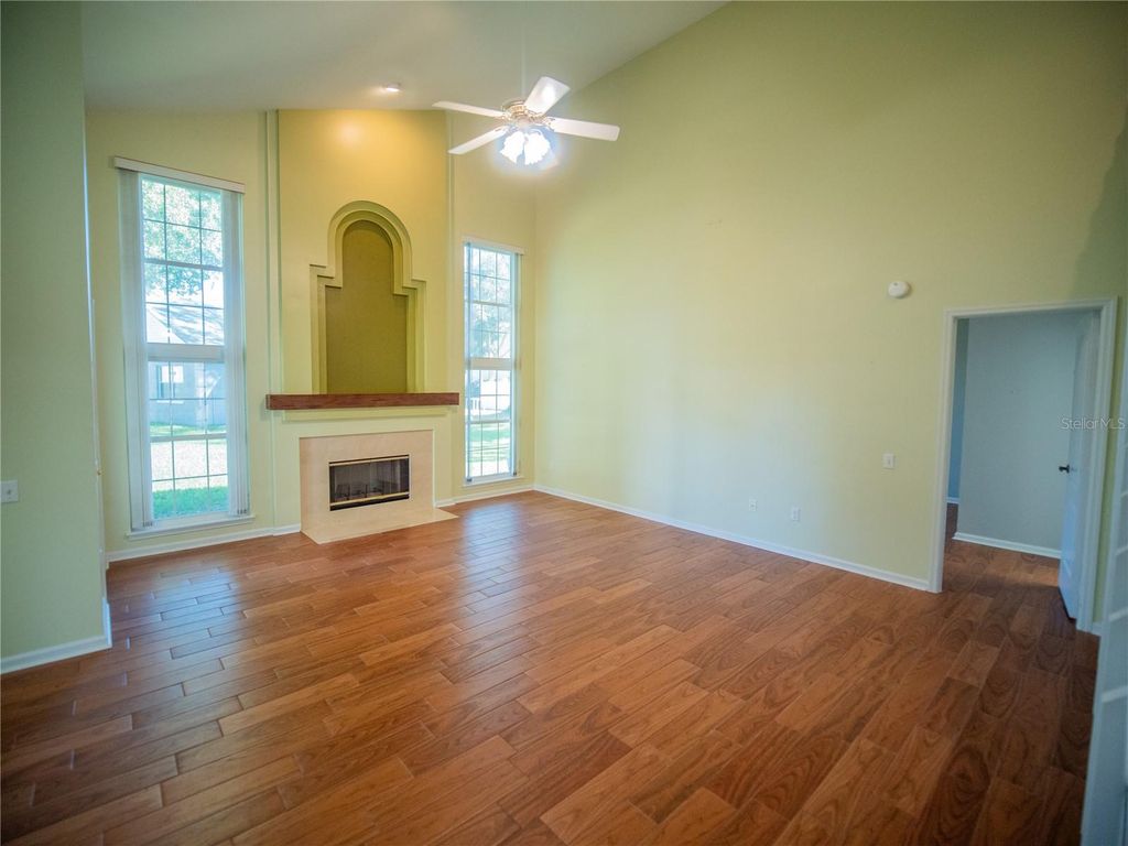 Image 14 of property listing at 3561 VENTURA CLUB CIRCLE, Orlando, FL 32822