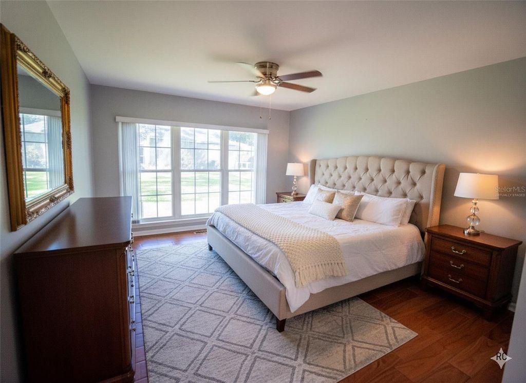 Image 22 of property listing at 3561 VENTURA CLUB CIRCLE, Orlando, FL 32822