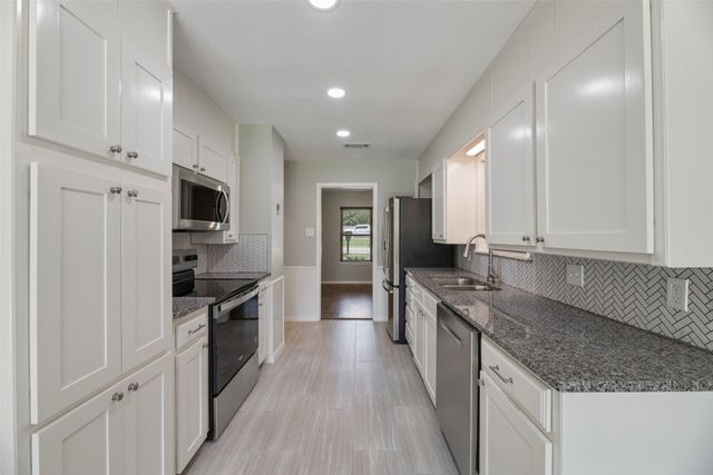 6540 Victoria Avenue, North Richland Hills, TX 76180