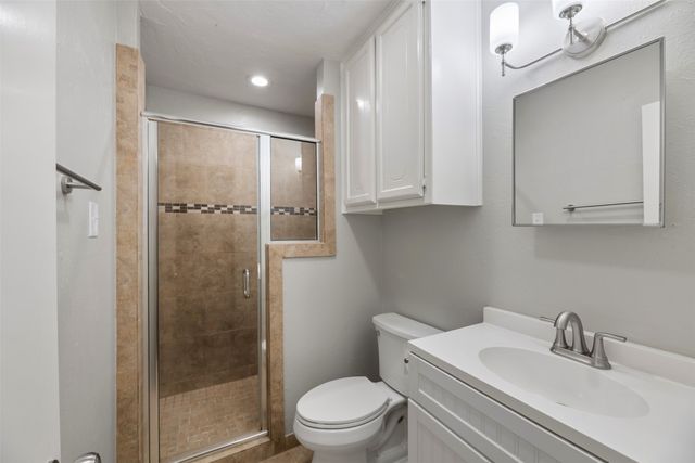 6540 Victoria Avenue, North Richland Hills, TX 76180
