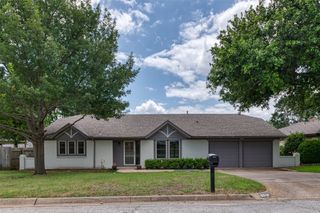 6540 Victoria Avenue, North Richland Hills, TX 76180