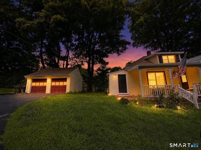 5167 Main Street, Trumbull, CT 06611