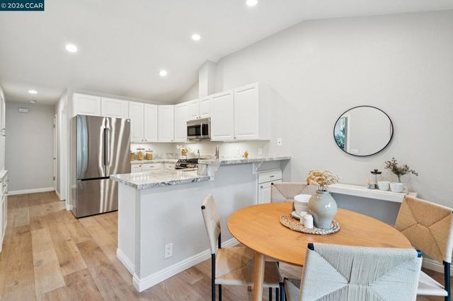 148 Alamo Sq, Alamo, CA 94507