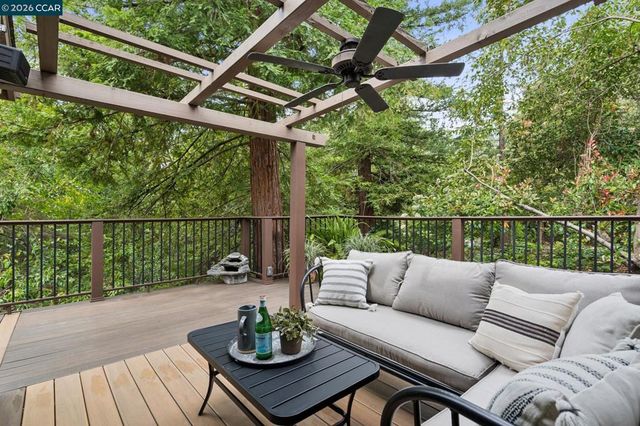 148 Alamo Sq, Alamo, CA 94507