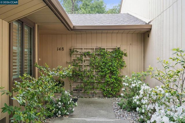 148 Alamo Sq, Alamo, CA 94507