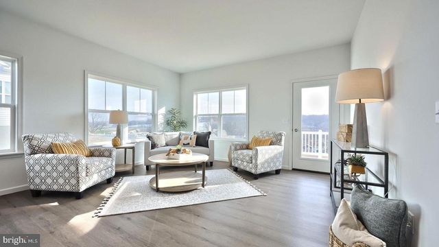 169 MARISSA CT, Newmanstown, PA 17073