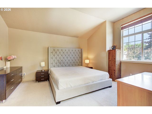 1556 Ne 27TH Ter, Gresham, OR 97030