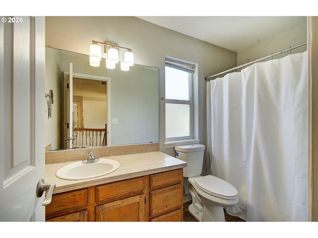 1556 Ne 27TH Ter, Gresham, OR 97030
