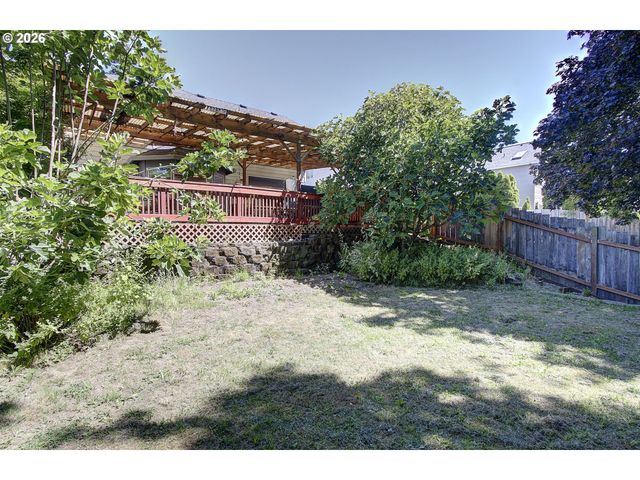 1556 Ne 27TH Ter, Gresham, OR 97030