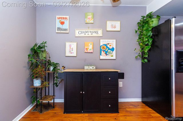 26541 Summerdale Drive, Southfield, MI 48033