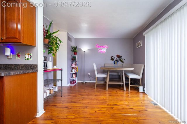 26541 Summerdale Drive, Southfield, MI 48033