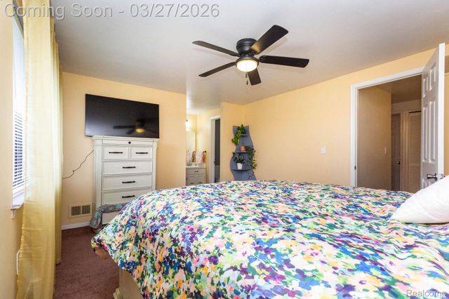 26541 Summerdale Drive, Southfield, MI 48033