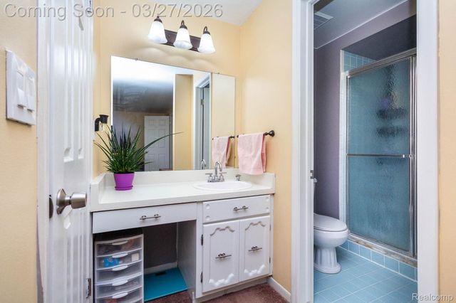 26541 Summerdale Drive, Southfield, MI 48033