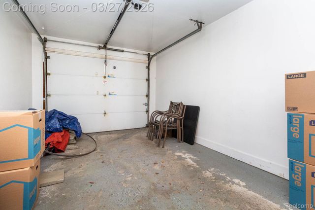 26541 Summerdale Drive, Southfield, MI 48033