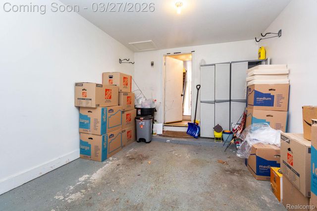 26541 Summerdale Drive, Southfield, MI 48033