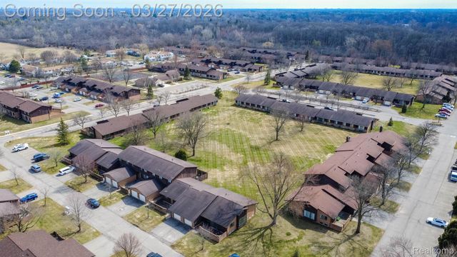 26541 Summerdale Drive, Southfield, MI 48033