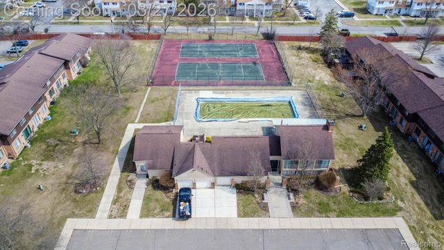 26541 Summerdale Drive, Southfield, MI 48033
