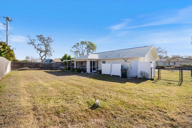 950 FUNDY ROAD, Venice, FL 34293