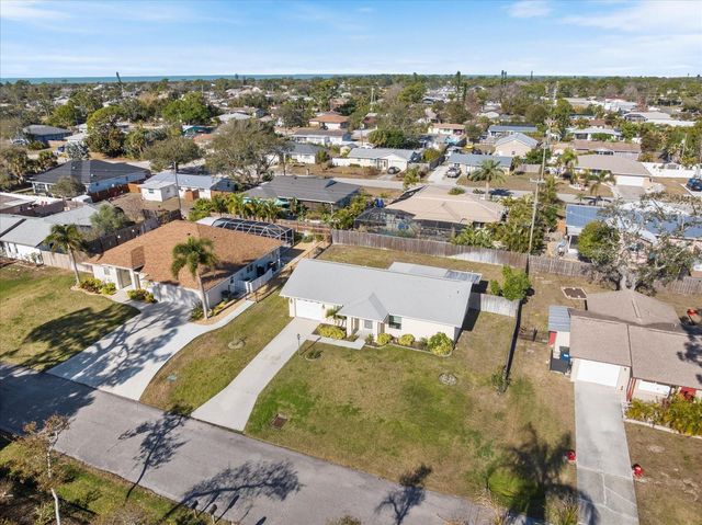 950 FUNDY ROAD, Venice, FL 34293