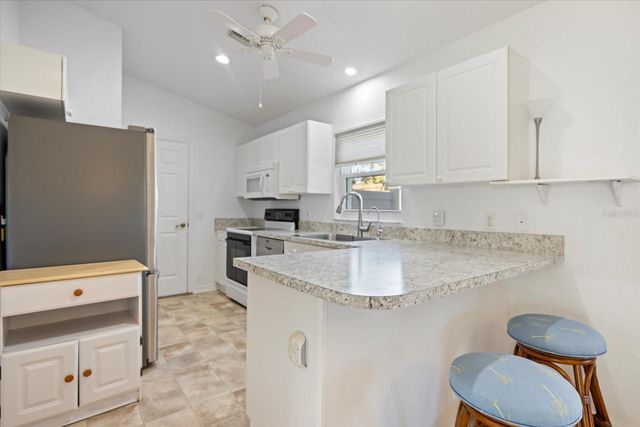 950 FUNDY ROAD, Venice, FL 34293