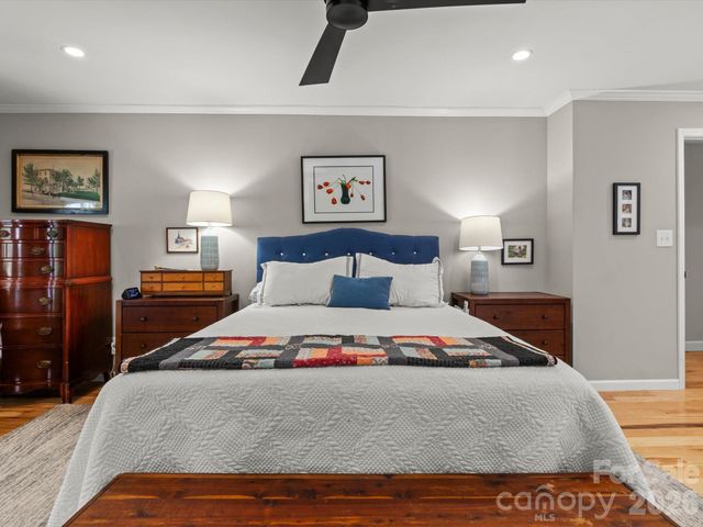 110 Aurora Drive, Asheville, NC 28805
