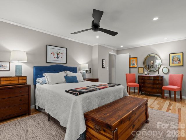 110 Aurora Drive, Asheville, NC 28805