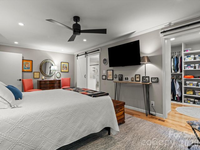 110 Aurora Drive, Asheville, NC 28805