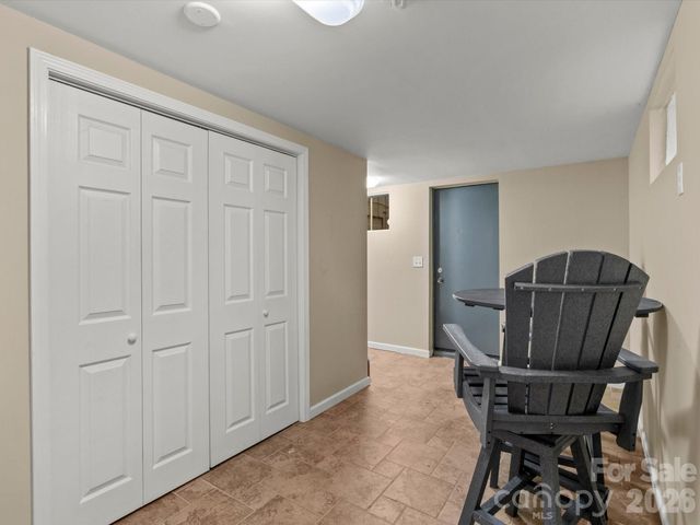 110 Aurora Drive, Asheville, NC 28805