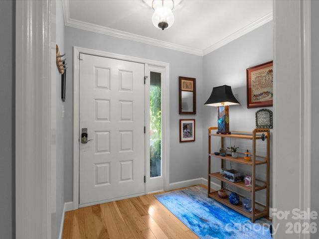 110 Aurora Drive, Asheville, NC 28805