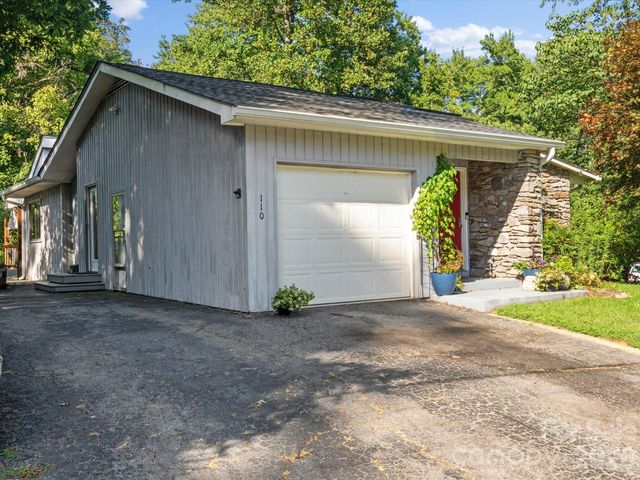 110 Aurora Drive, Asheville, NC 28805