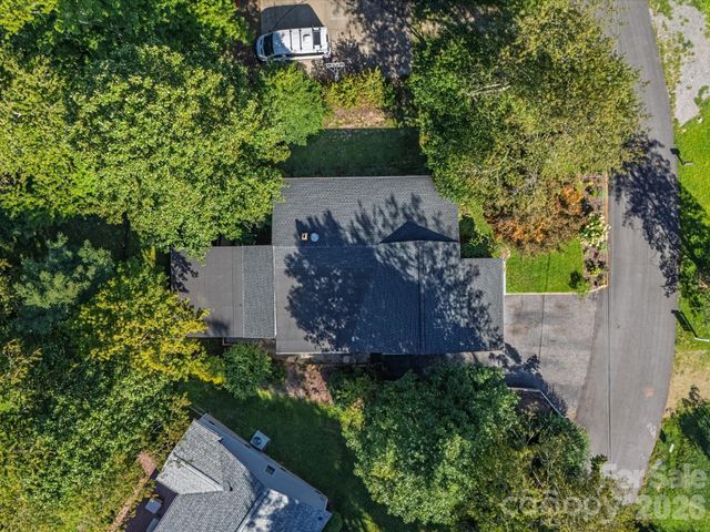 110 Aurora Drive, Asheville, NC 28805