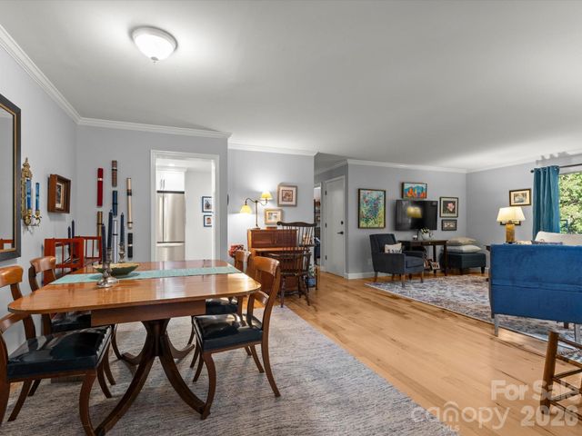 110 Aurora Drive, Asheville, NC 28805