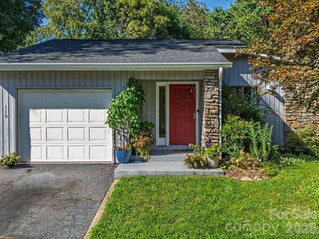 110 Aurora Drive, Asheville, NC 28805