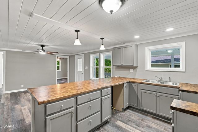 2519 Ridge Road, Pigeon Forge, TN 37863