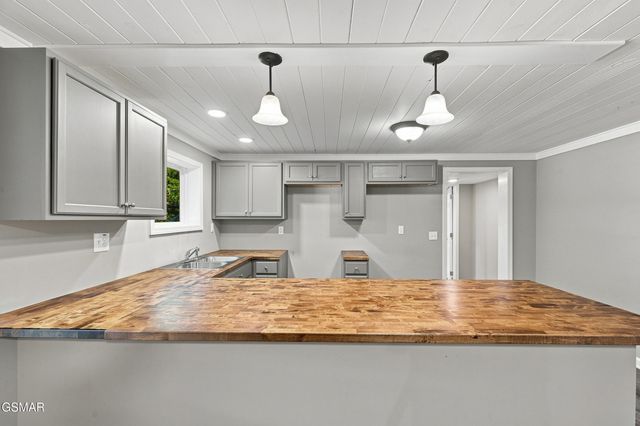 2519 Ridge Road, Pigeon Forge, TN 37863